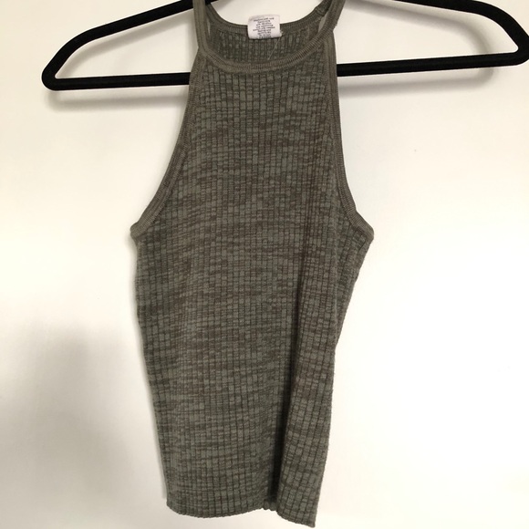 Dark green crop - Picture 2 of 2